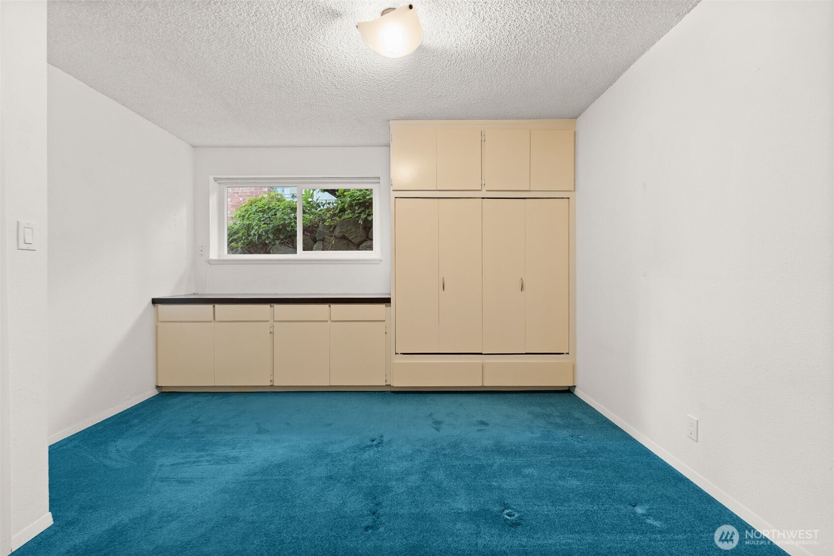 15233 22nd Avenue SW, Burien, WA 98166