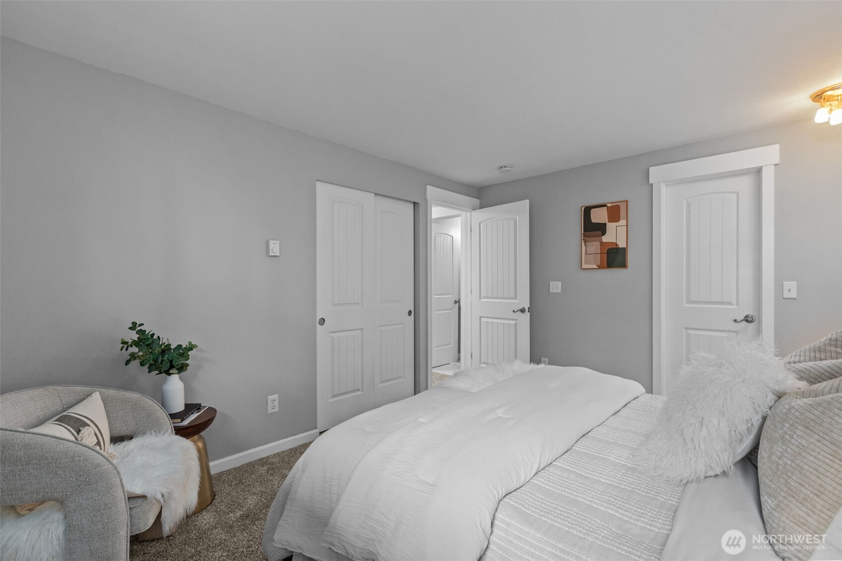 515 S 323rd Place #16-D, Federal Way, WA 98003