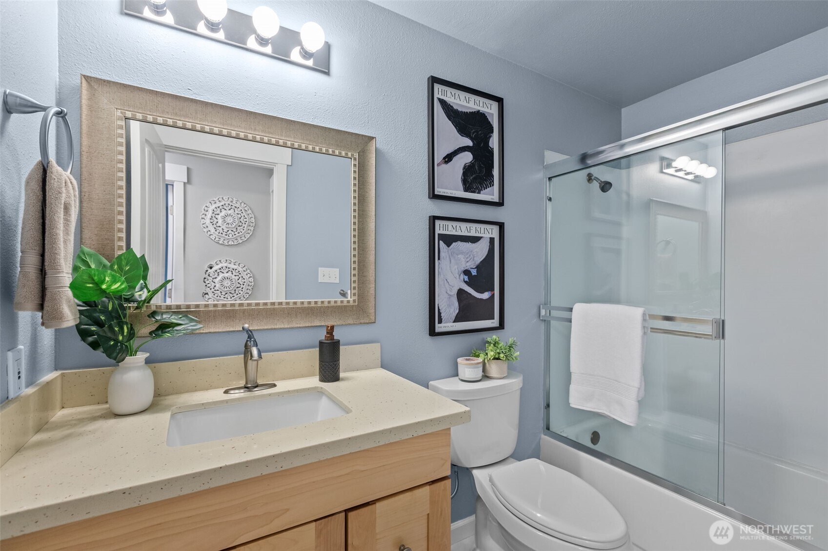 515 S 323rd Place #16-D, Federal Way, WA 98003