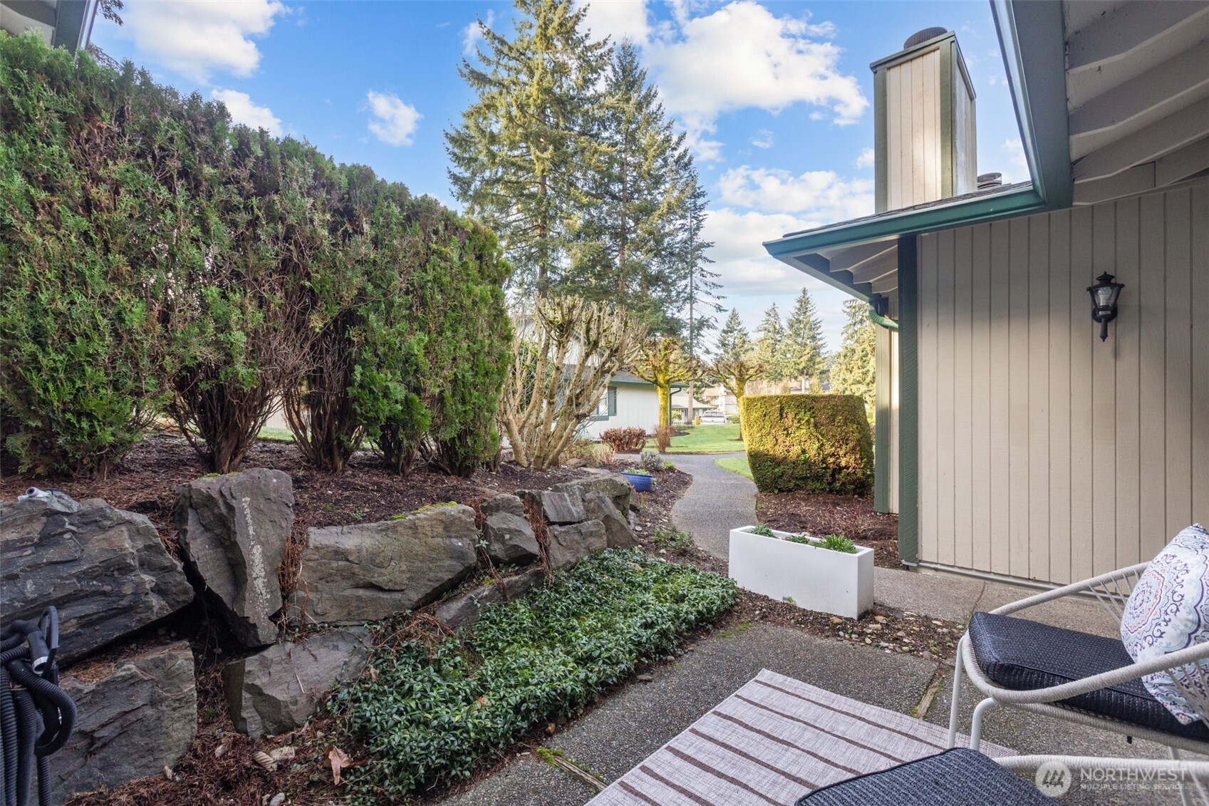515 S 323rd Place #16-D, Federal Way, WA 98003