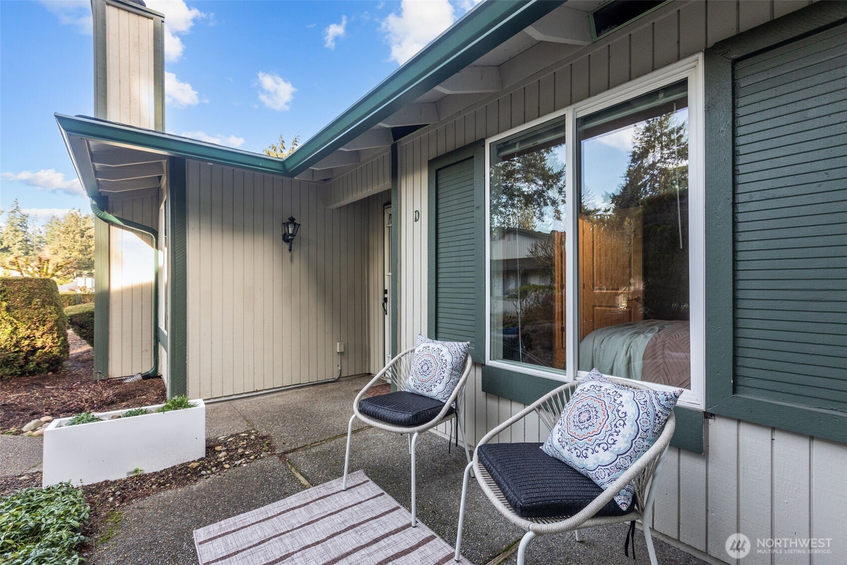 515 S 323rd Place #16-D, Federal Way, WA 98003