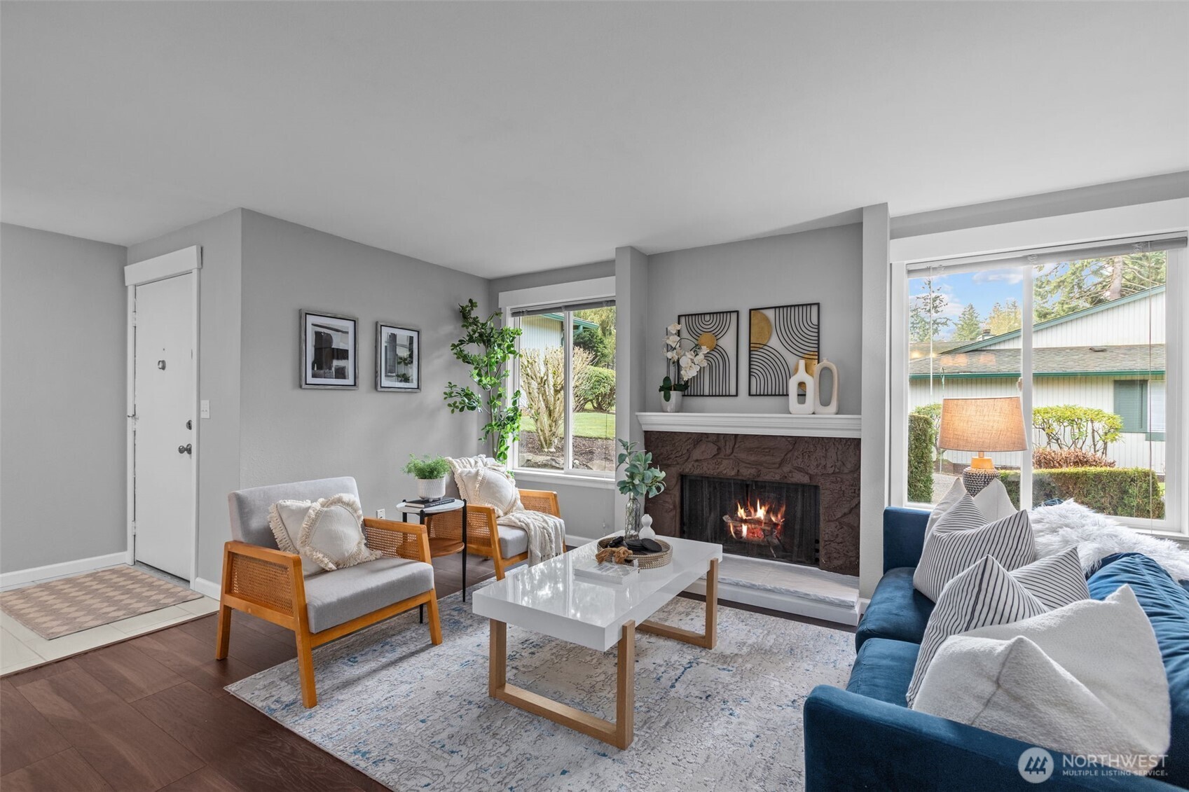 515 S 323rd Place #16-D, Federal Way, WA 98003