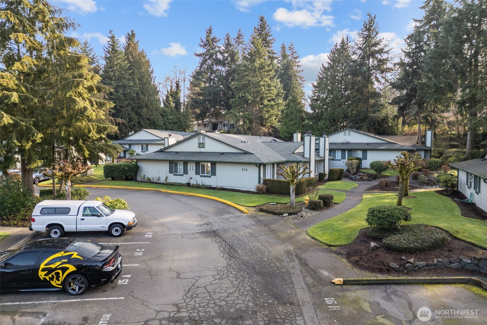 515 S 323rd Place #16-D, Federal Way, WA 98003