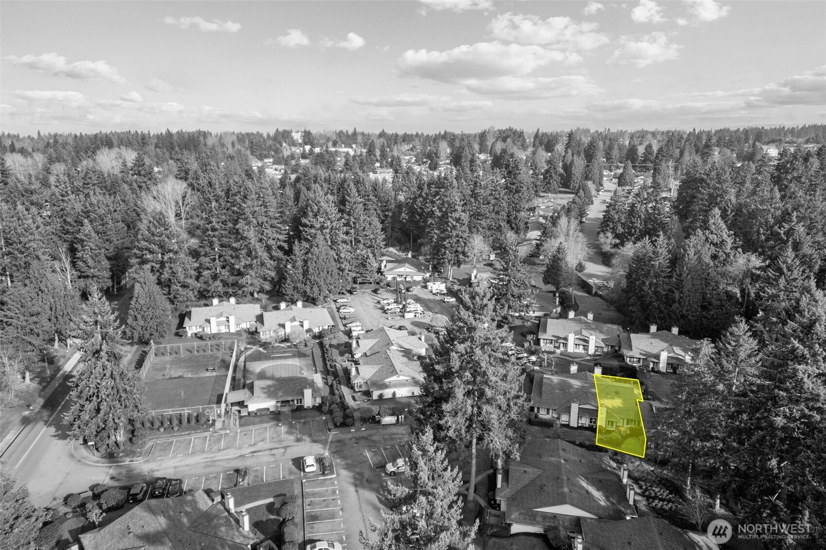 515 S 323rd Place #16-D, Federal Way, WA 98003