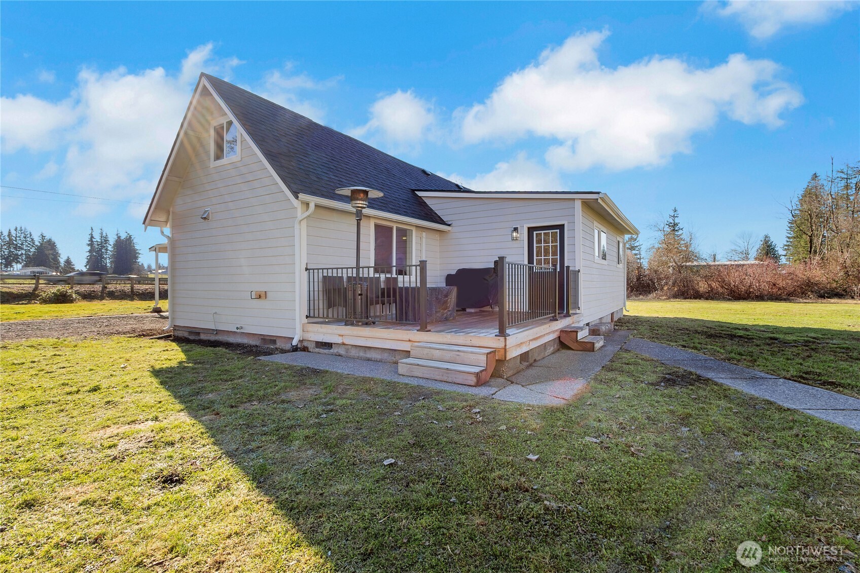 23724 SE 436th Street , Enumclaw, WA 98022