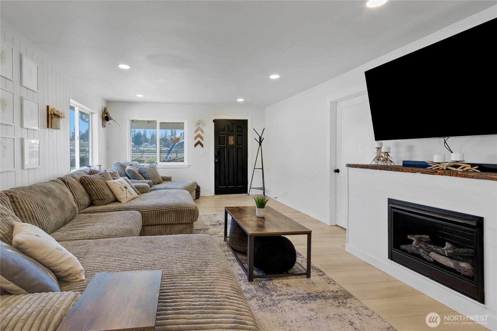 23724 SE 436th Street , Enumclaw, WA 98022