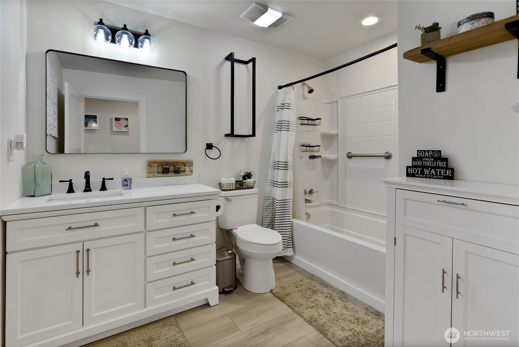 23724 SE 436th Street , Enumclaw, WA 98022