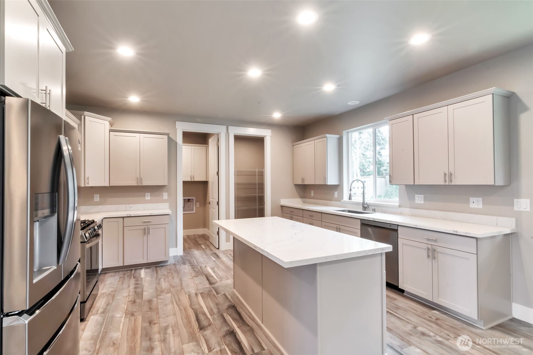 4940 Johnson Street NW, Bremerton, WA 98311