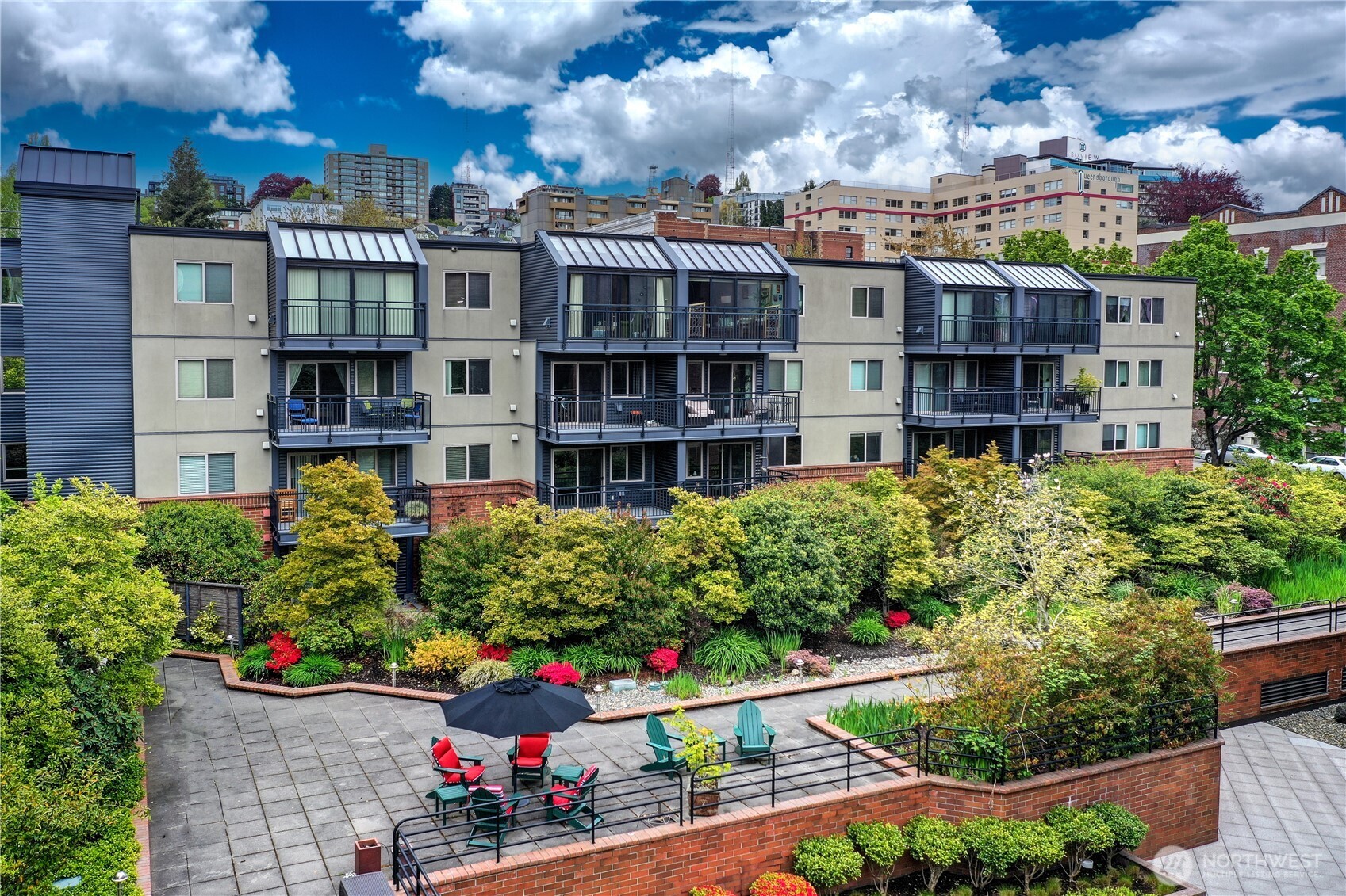 275 W Roy Street #109, Seattle, WA 98119