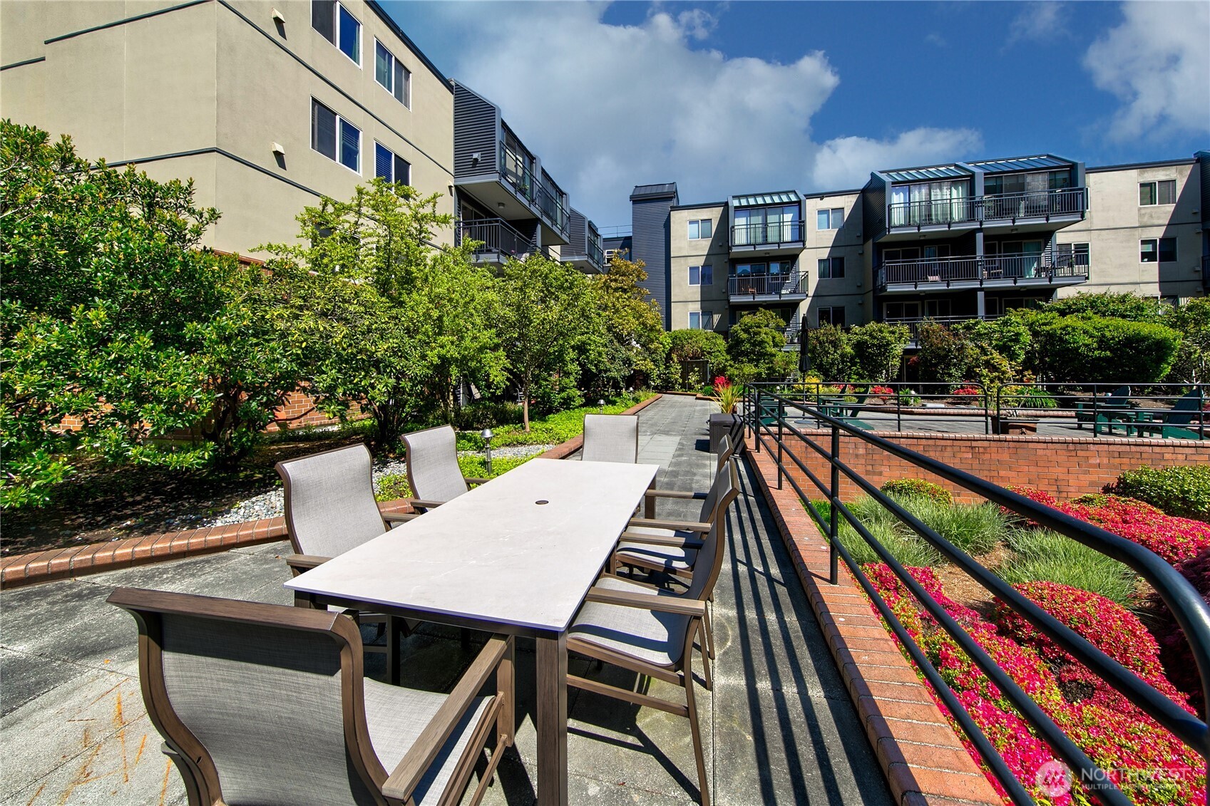 275 W Roy Street #109, Seattle, WA 98119