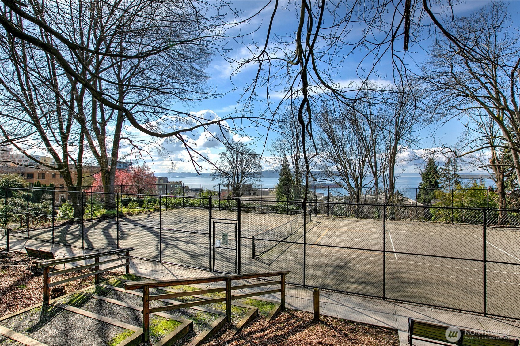 275 W Roy Street #109, Seattle, WA 98119