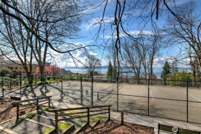 275 W Roy Street #109, Seattle, WA 98119 - Photo 40