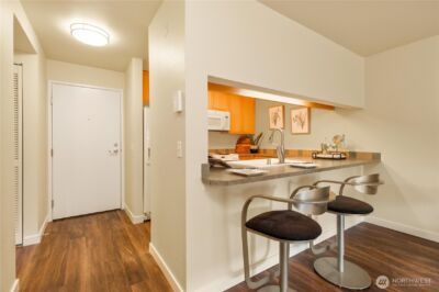 275 W Roy Street #109, Seattle, WA 98119 - Photo 9