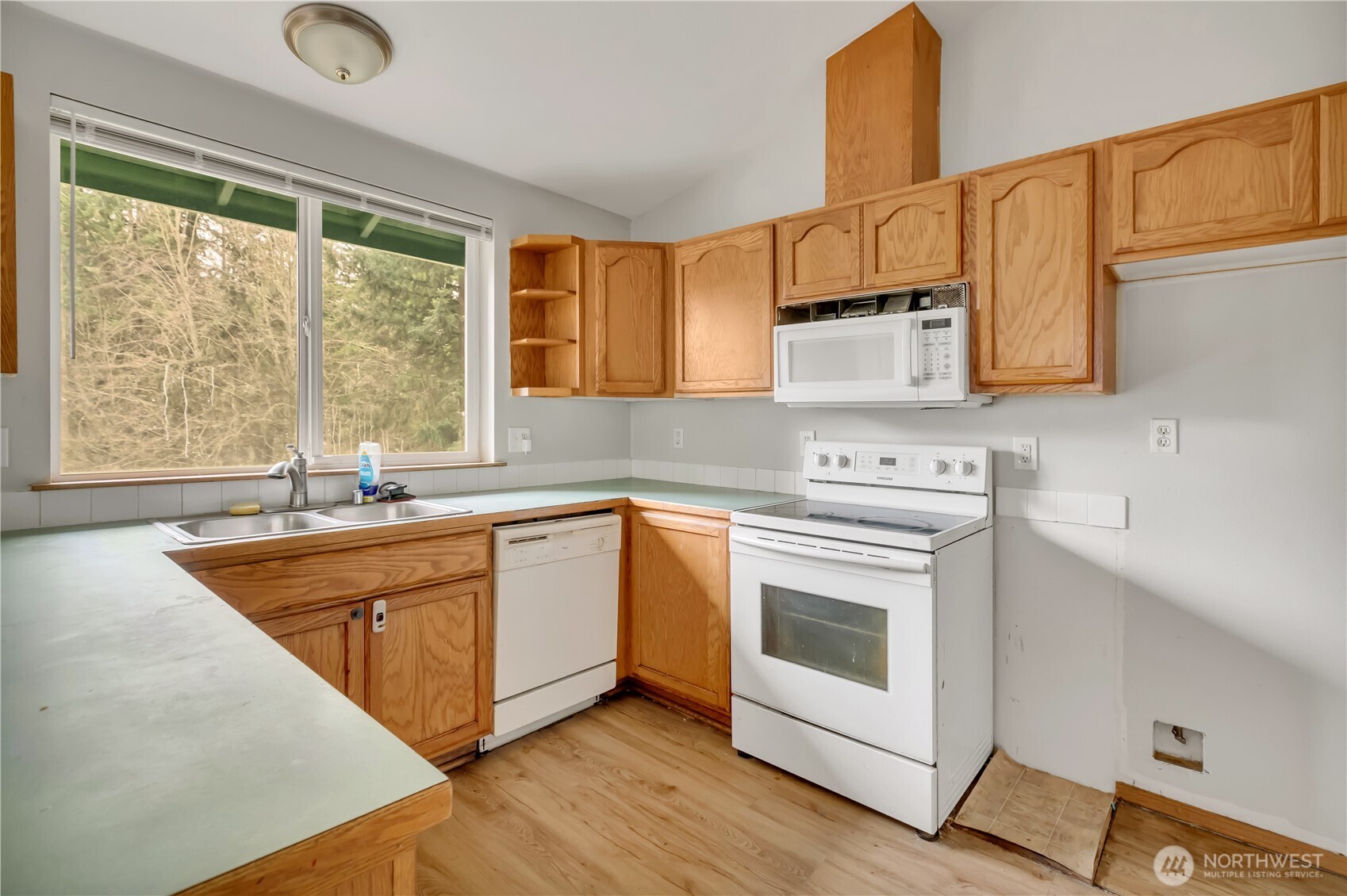 17301 W View Lane SE, Yelm, WA 98597