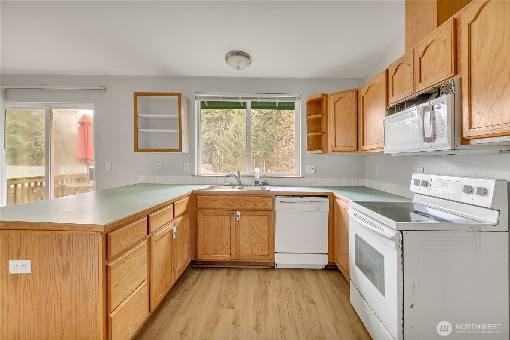 17301 W View Lane SE, Yelm, WA 98597