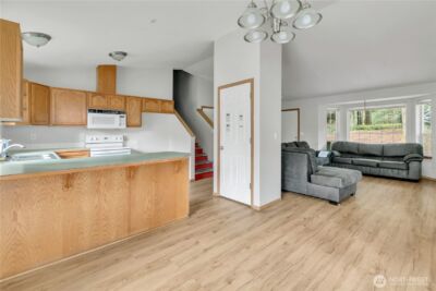 17301 W View Lane SE, Yelm, WA 98597 - Photo 10