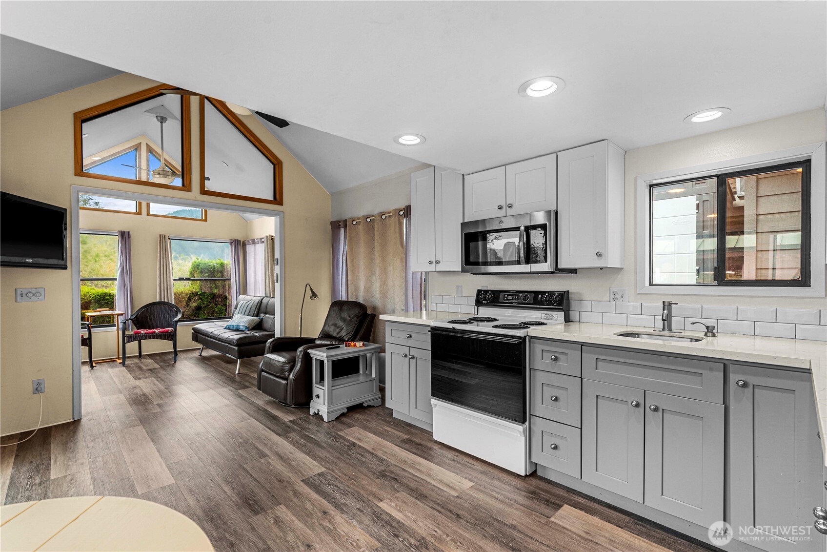 1000 SR 150 #33, Manson, WA 98831