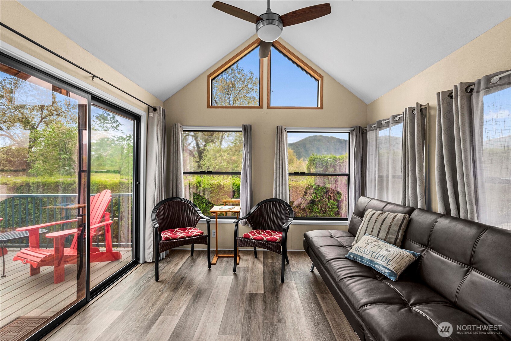 1000 SR 150 #33, Manson, WA 98831