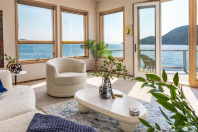 2401 Skyline Way #203 E., Anacortes, WA 98221