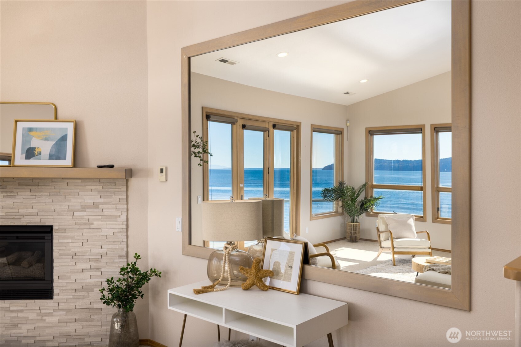 2401 Skyline Way #203 E., Anacortes, WA 98221