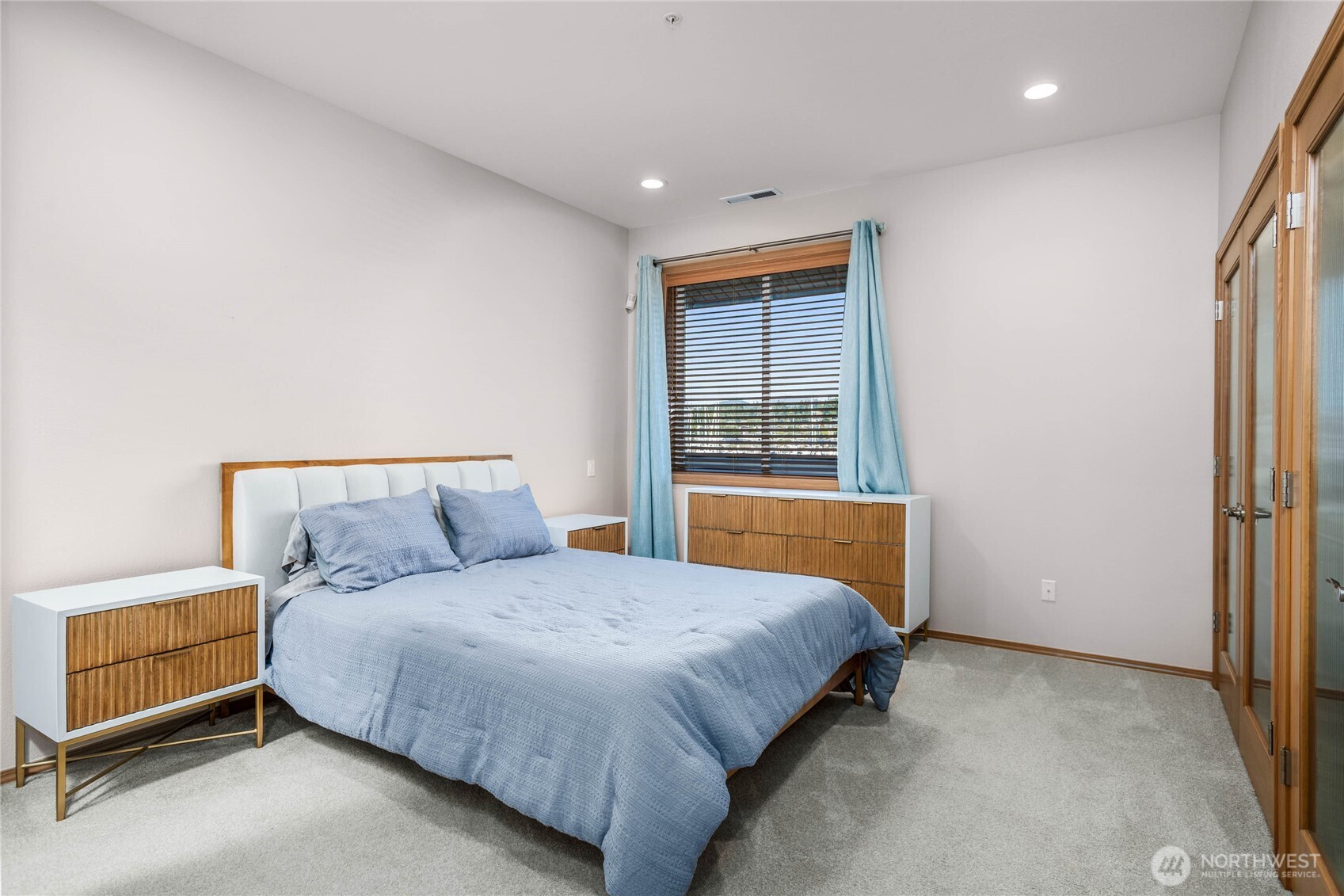 2401 Skyline Way #203 E., Anacortes, WA 98221