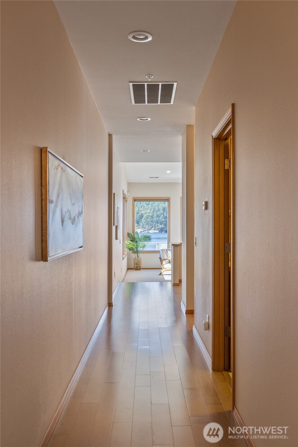 2401 Skyline Way #203 E., Anacortes, WA 98221