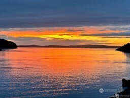 2401 Skyline Way #203 E., Anacortes, WA 98221