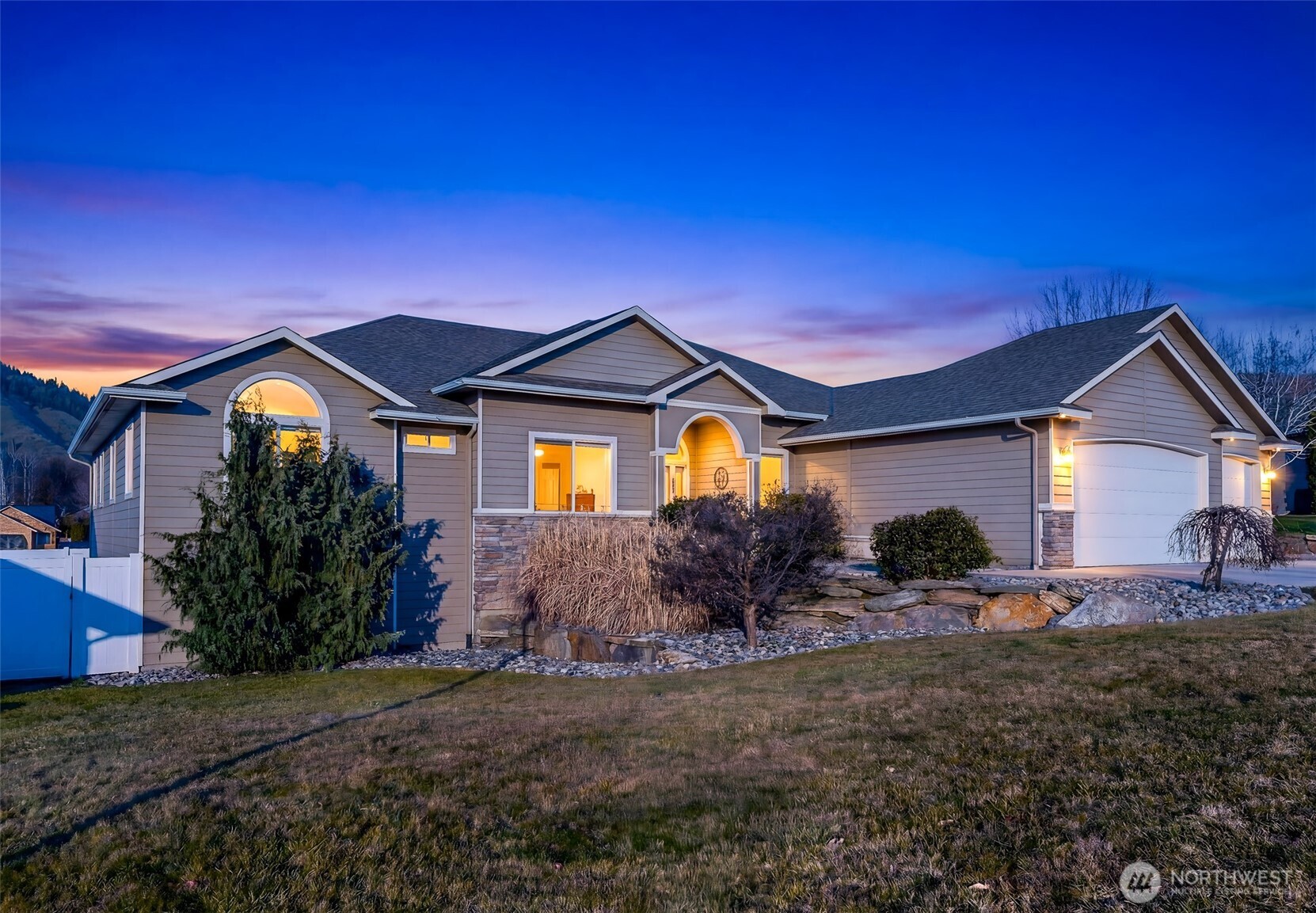 105 Cascade Place , Cashmere, WA 98815