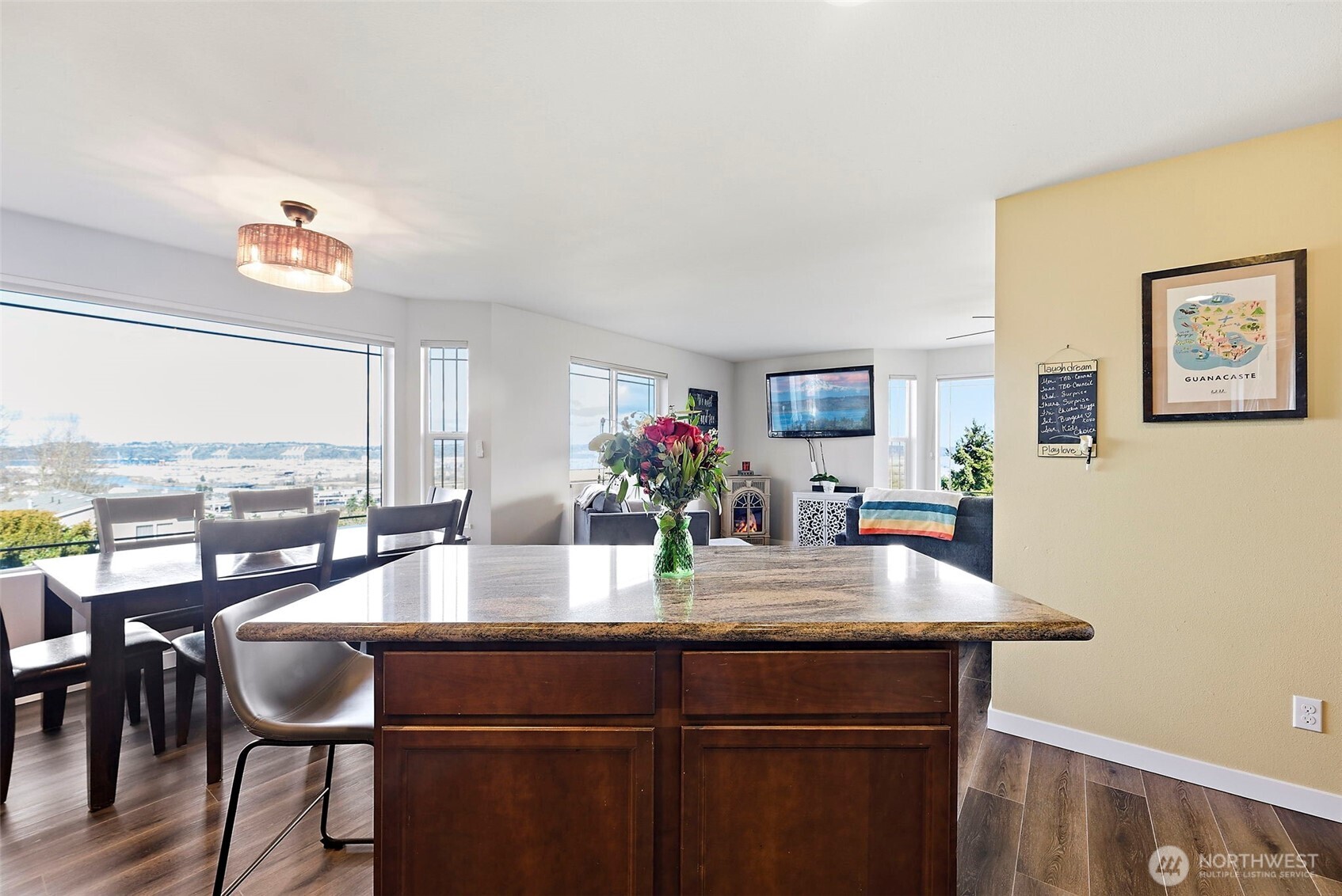 3108 E Valley View Terrace , Tacoma, WA 98404