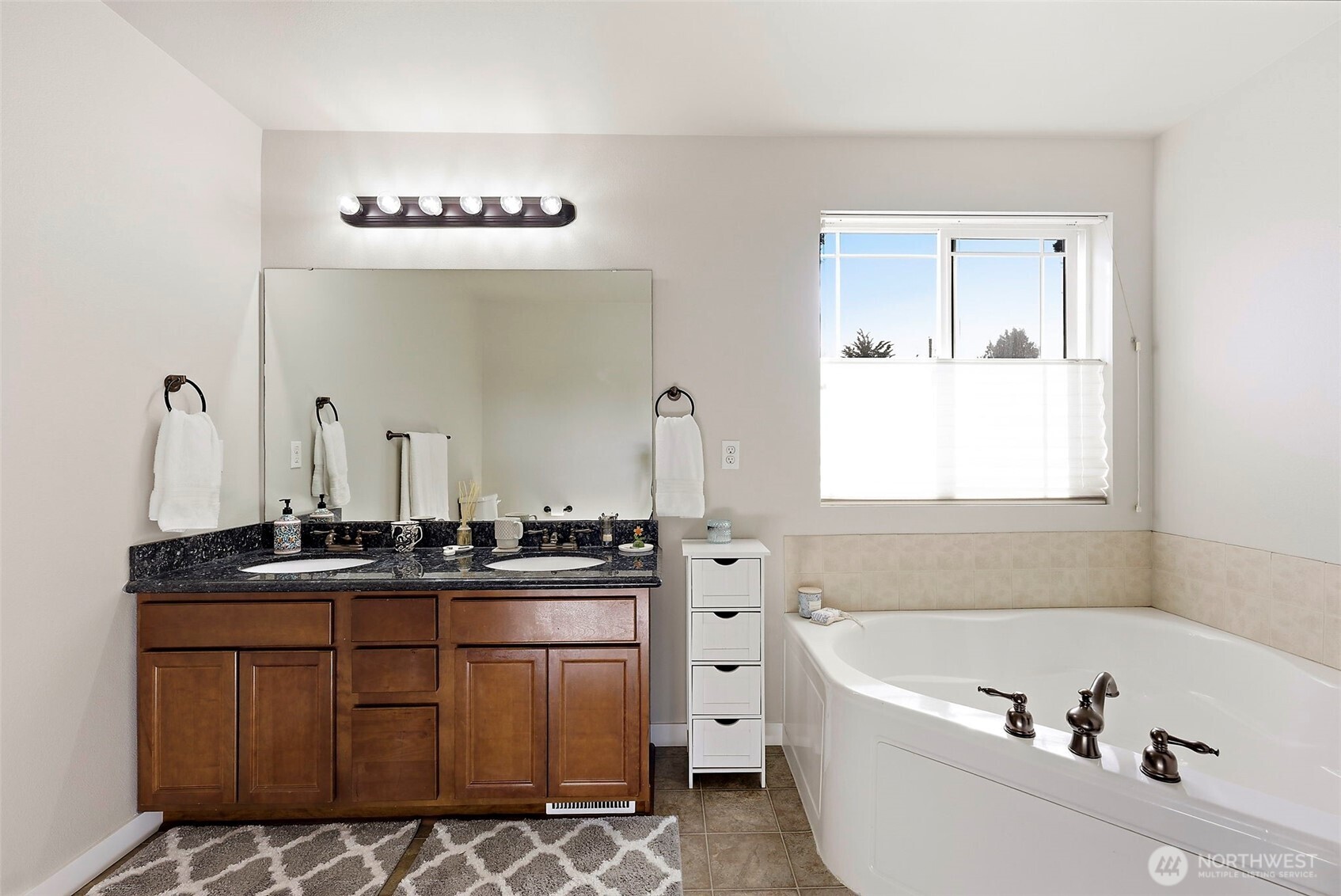 3108 E Valley View Terrace , Tacoma, WA 98404