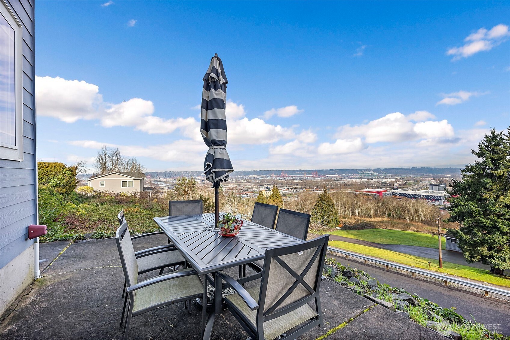 3108 E Valley View Terrace , Tacoma, WA 98404