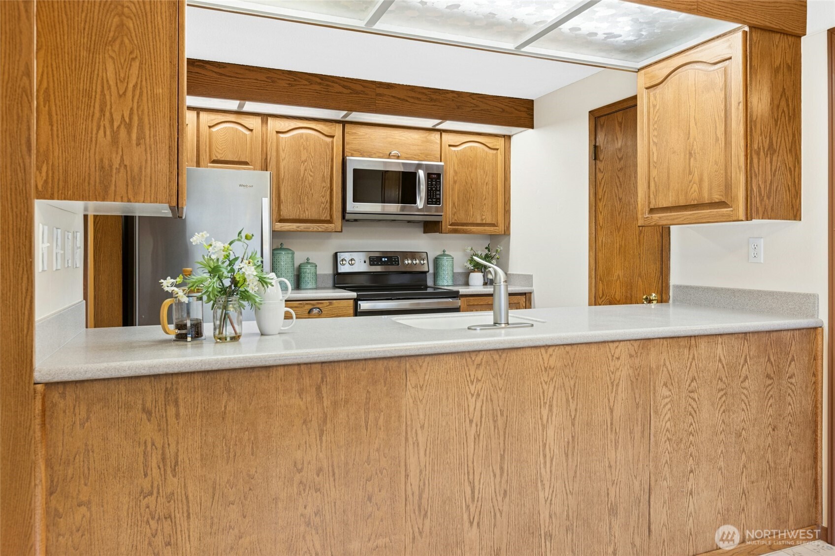 16602 NE 18th Street , Bellevue, WA 98008