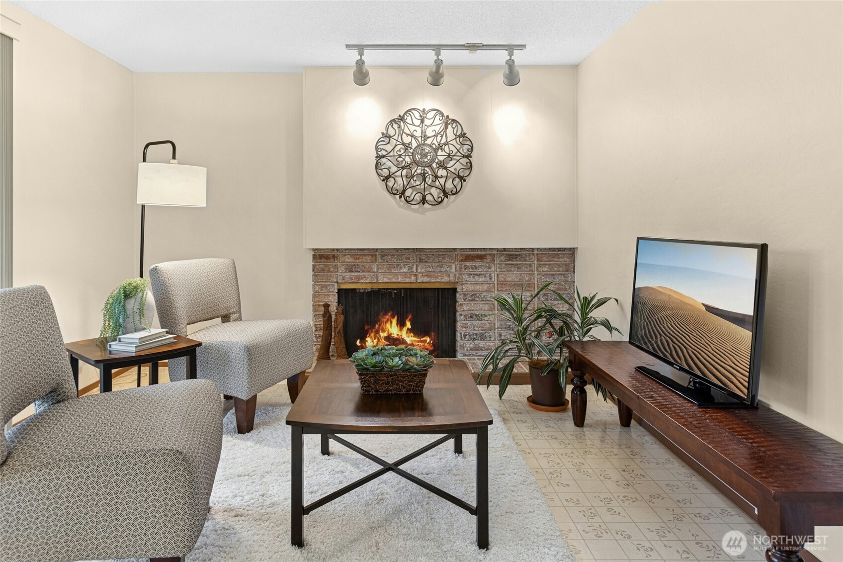 16602 NE 18th Street , Bellevue, WA 98008