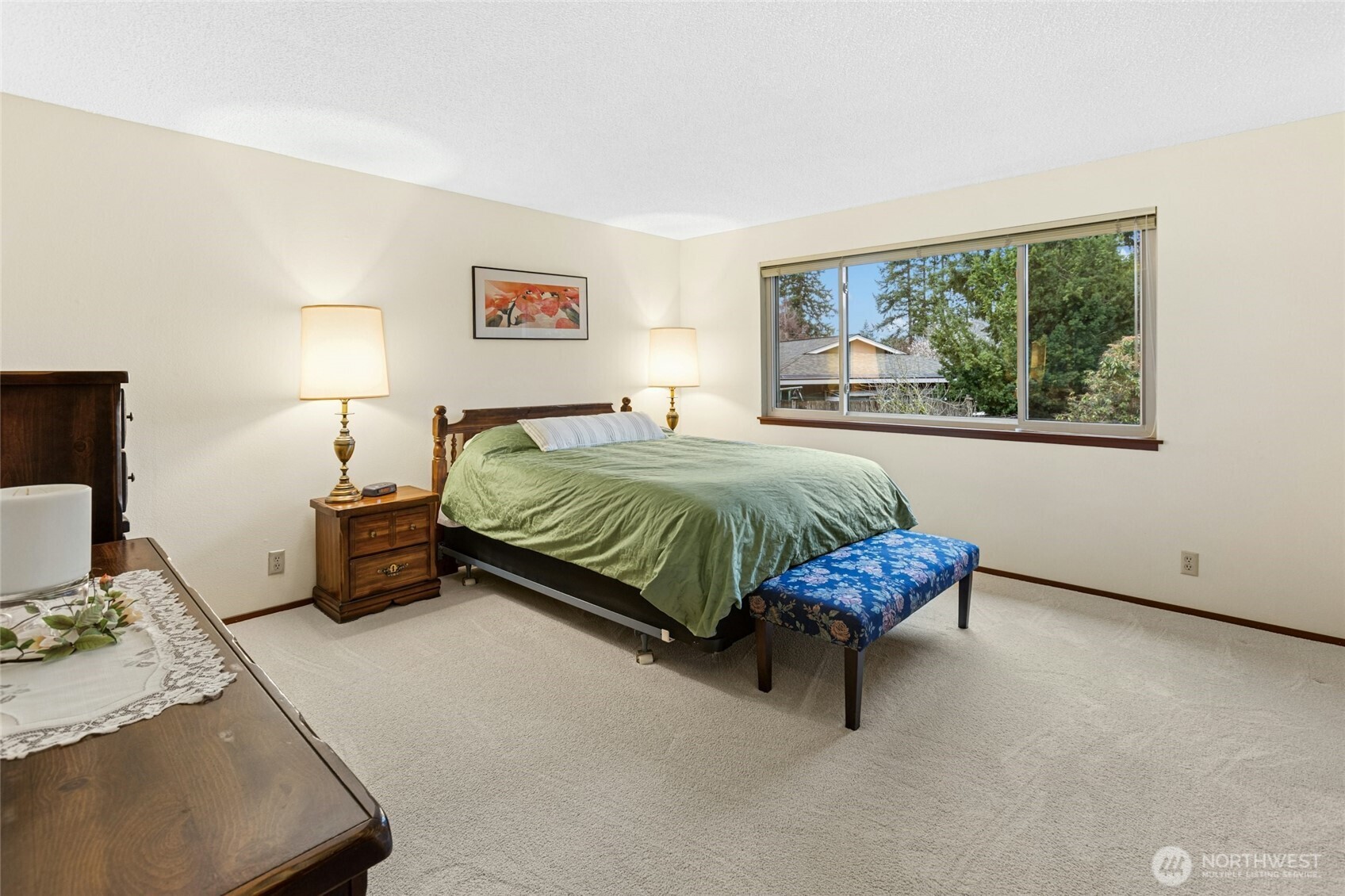 16602 NE 18th Street , Bellevue, WA 98008