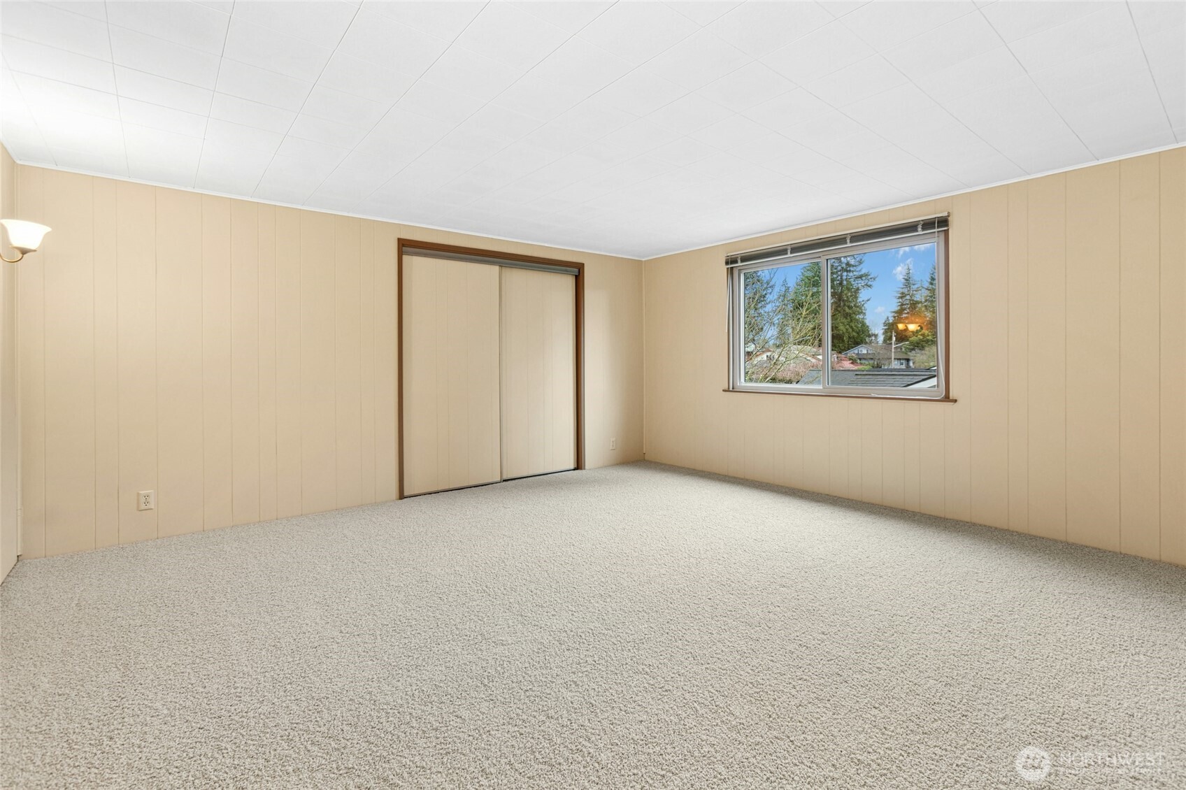 16602 NE 18th Street , Bellevue, WA 98008