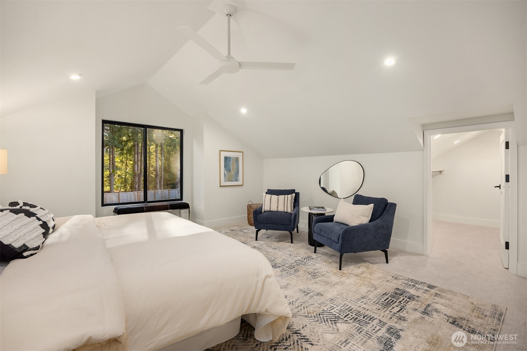 8355 Medway Lane NE, Bainbridge Island, WA 98110