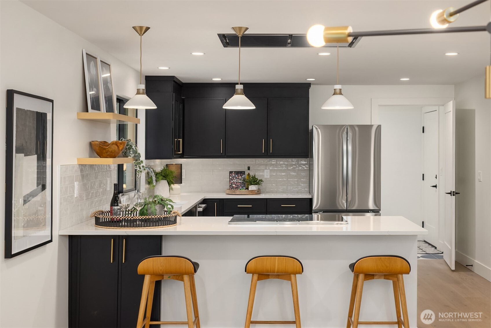 8355 Medway Lane NE, Bainbridge Island, WA 98110