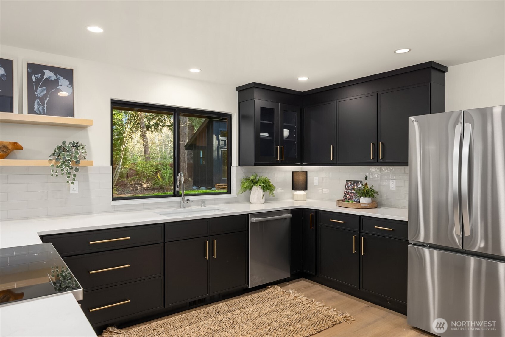 8355 Medway Lane NE, Bainbridge Island, WA 98110