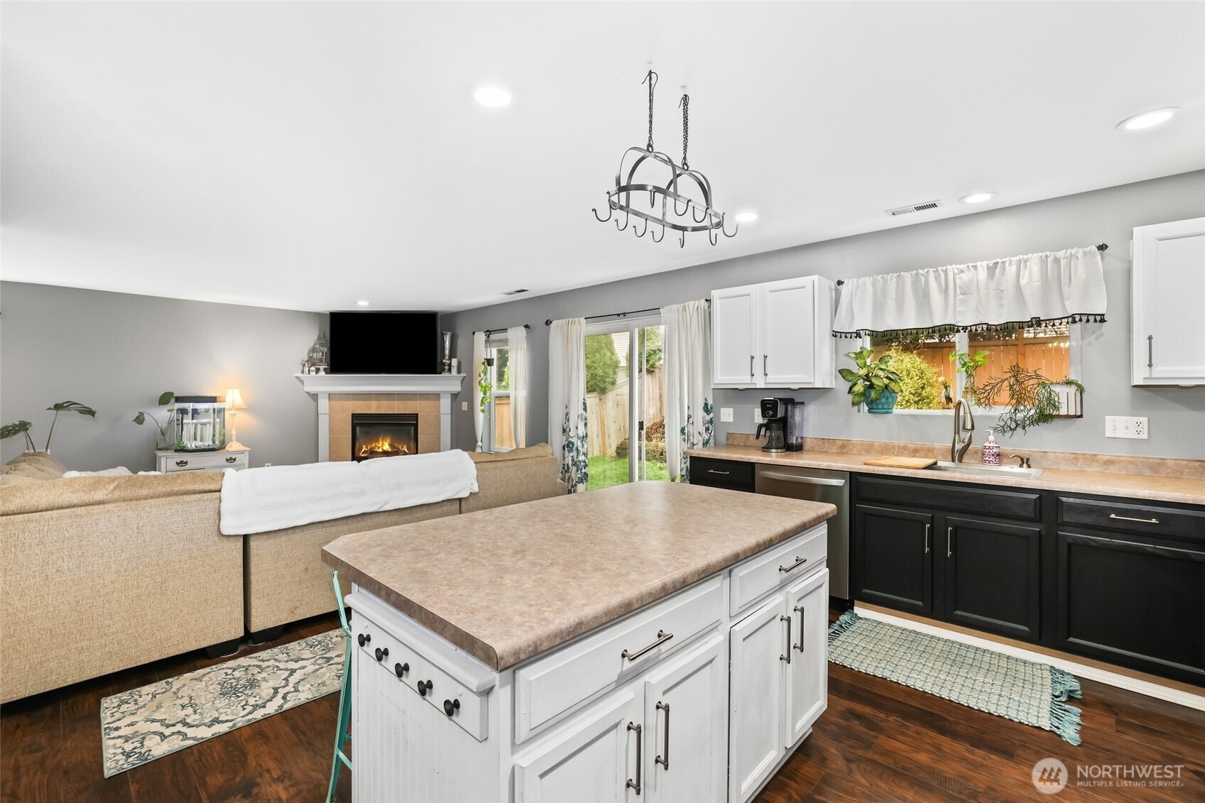 18401 95th Avenue Ct E, Puyallup, WA 98375