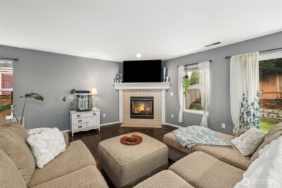 18401 95th Avenue Ct E, Puyallup, WA 98375 - Photo 2