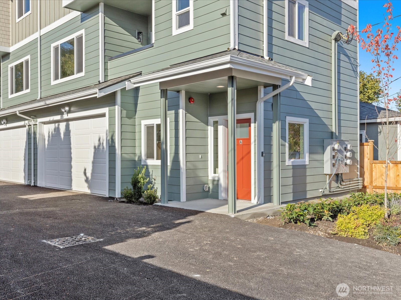 215 Corrin Avenue NW #C, Orting, WA 98360