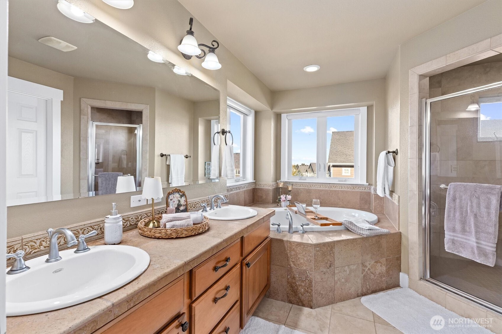 17204 135th Avenue Ct E, Puyallup, WA 98374