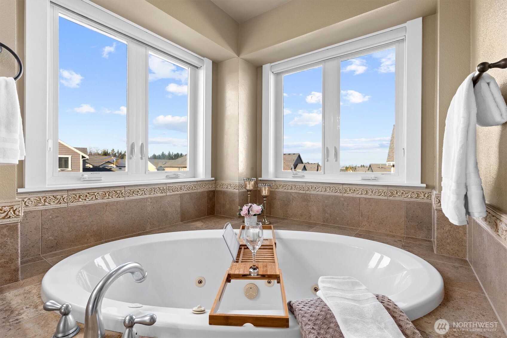 17204 135th Avenue Ct E, Puyallup, WA 98374