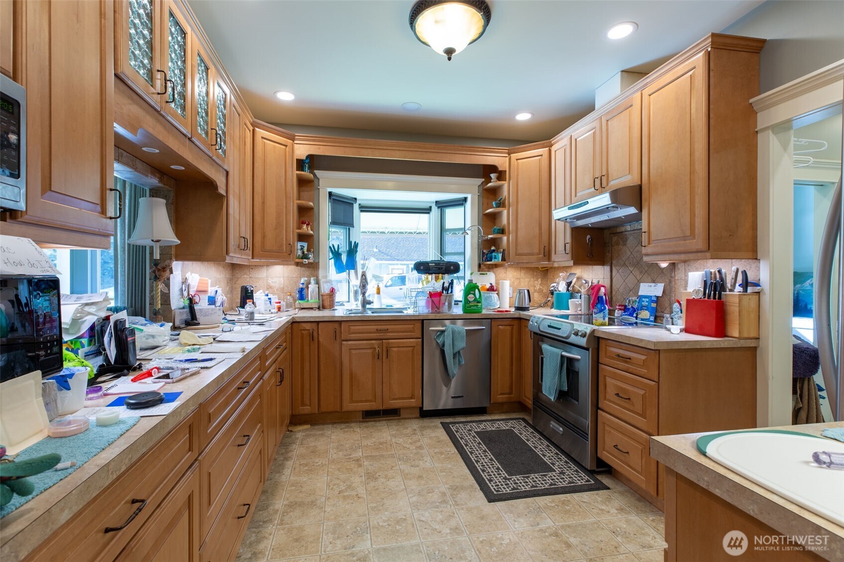 5566 Williams Lake Road , Deming, WA 98244