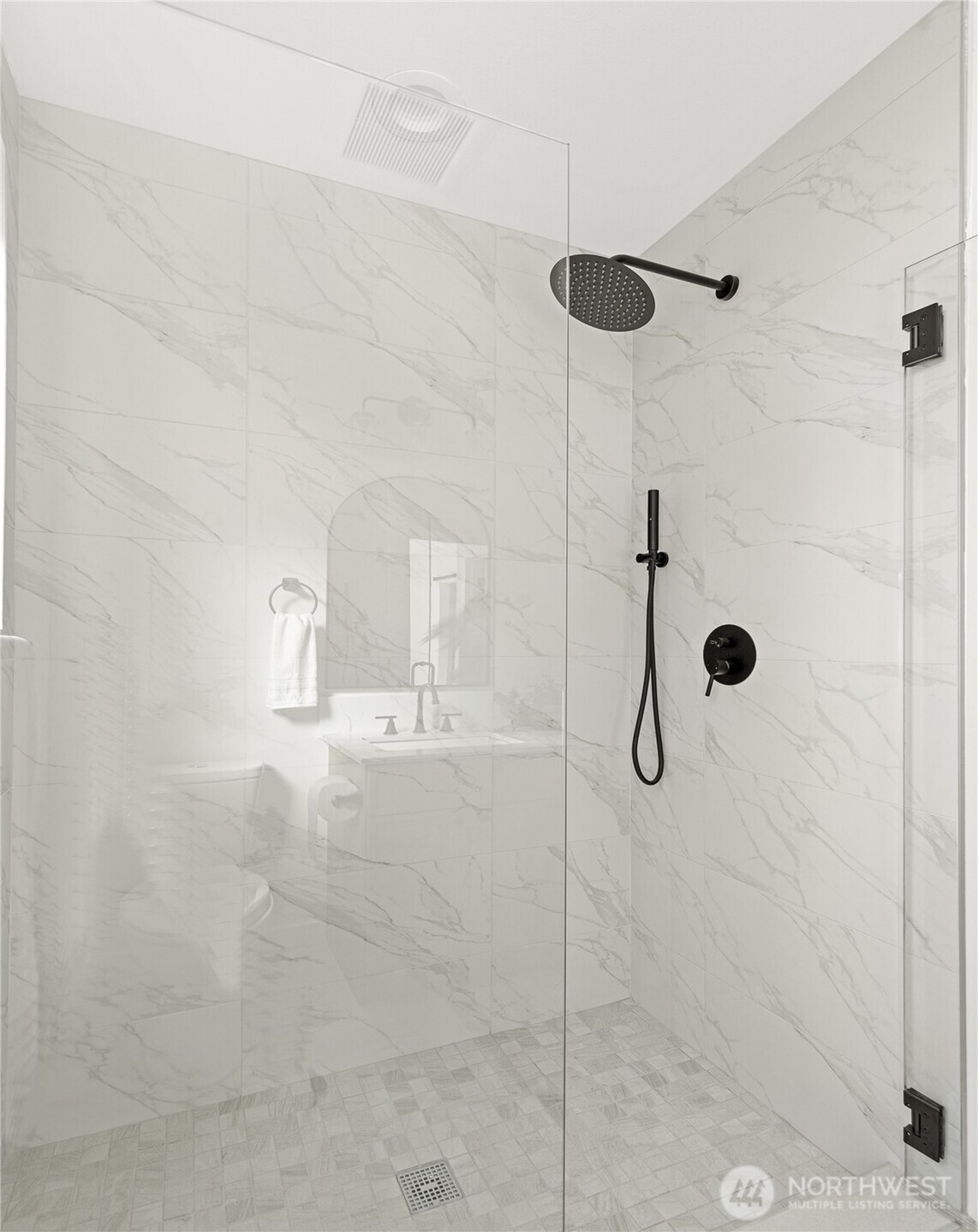 2538 14th Avenue W #B, Seattle, WA 98119