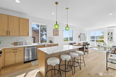 2538 14th Avenue W #B, Seattle, WA 98119 - Photo 2