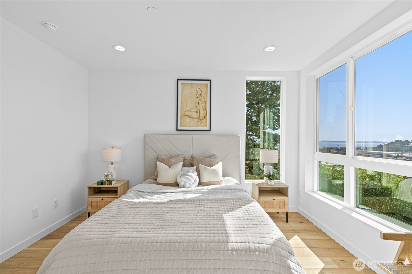 2538 14th Avenue W #C, Seattle, WA 98119