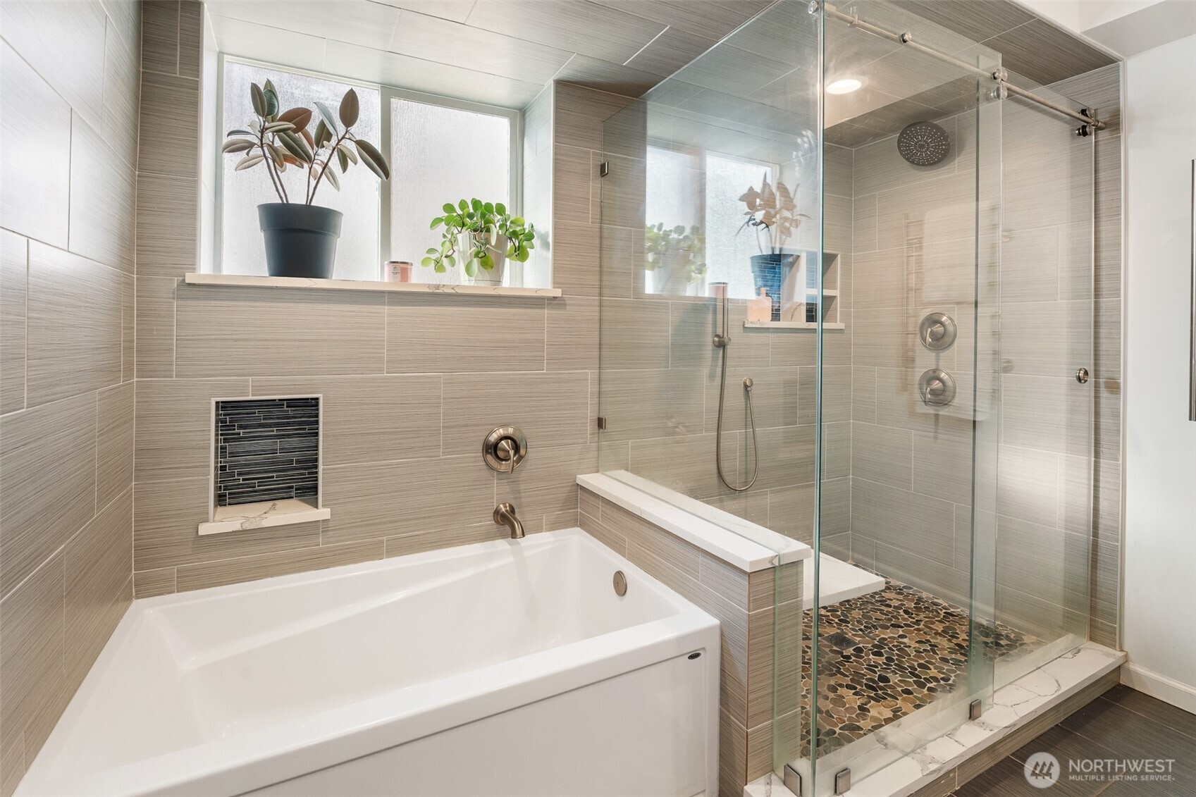 1038 Crest Loop , Entiat, WA 98822