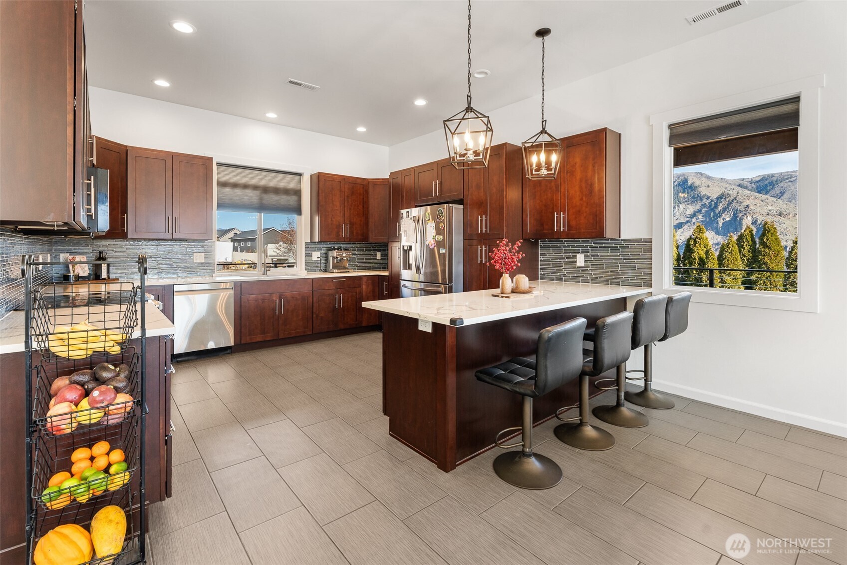 1038 Crest Loop , Entiat, WA 98822