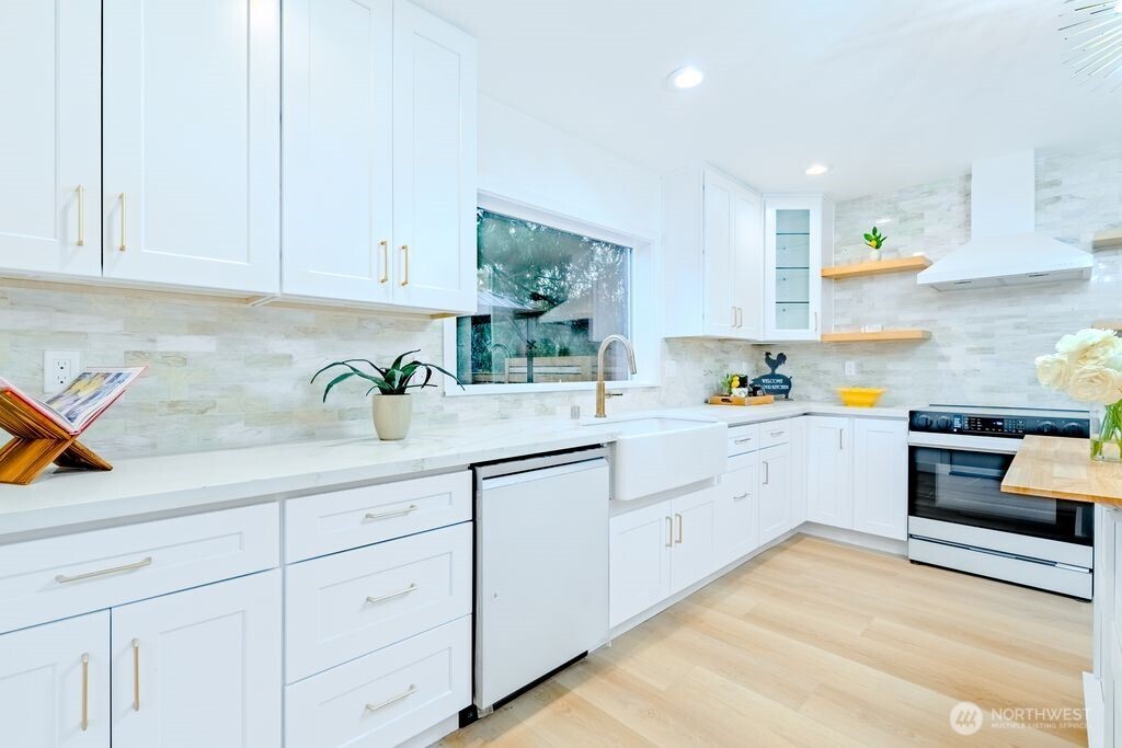 1518 NE 106th Street , Seattle, WA 98125